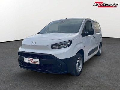 Gebraucht Toyota Proace City City 102 PS (75 kW) 2024 Weiß Van / Kleinbus