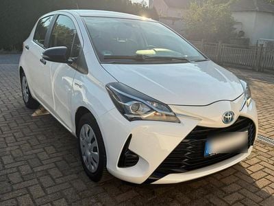 Toyota Yaris Hybrid