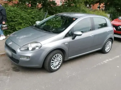 Gebraucht Fiat Punto 69 PS (50 kW) 2012 Grau Kleinwagen