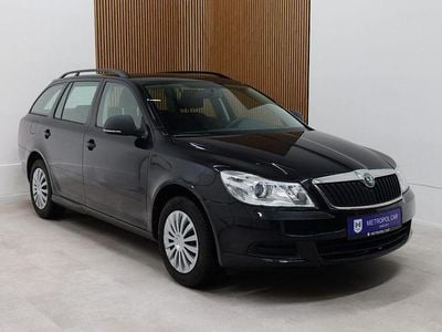 Schwarz Gebraucht 2012 Skoda Octavia Kombi | 4.990 € (Guter Preis)