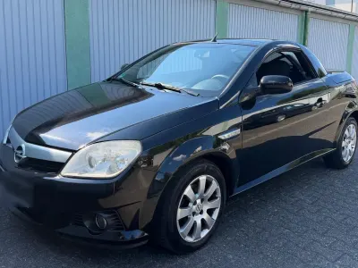 Gebraucht Opel Tigra 90 PS (66 kW) 2006 Schwarz Cabrio