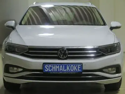 Gebraucht VW Passat Business 150 PS (110 kW) 2024 Gletscherweiß Kombi
