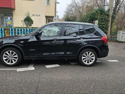 Schwarz Gebraucht 2010 BMW X3 SUV | 8.450 € (Fairer Preis)