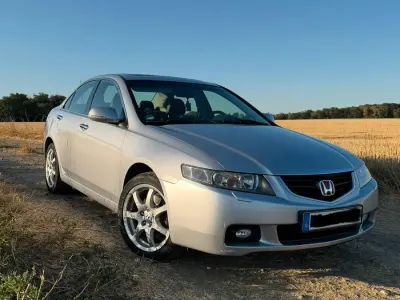 Gebraucht Honda Accord 190 PS (139 kW) 2003 Silber Limousine