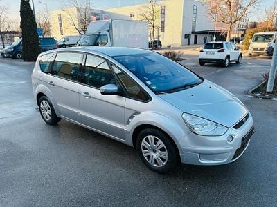 Grau Gebraucht 2007 Ford S-MAX S Van / Kleinbus | 4.799 € (Fairer Preis)