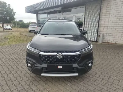 Neu Suzuki SX4 S-Cross Comfort 129 PS (94 kW) 2026 Cosmic black pearl met. SUV