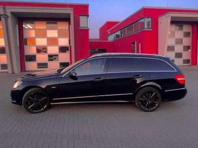 Mercedes E220
