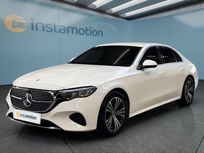 Gebraucht Mercedes E200 204 PS (150 kW) 2024 Weiß Limousine