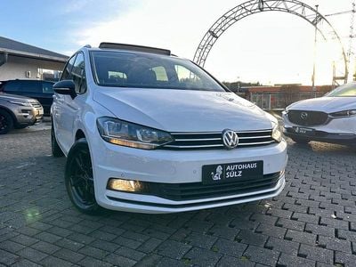 Weiß Gebraucht 2019 VW Touran Comfortline Van / Kleinbus | 22.699 € (Fairer Preis)