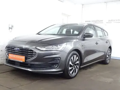 Gebraucht Ford Focus Style 120 PS (88 kW) 2022 Magneticgrau (metallic) Kombi