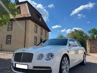 Brugt Bentley Flying Spur Mulliner 625 HK (459 kW) 2014 Hvid Sedan