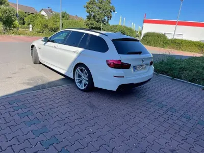 Gebraucht BMW 530 M Performance 258 PS (189 kW) 2013 Weiß Kombi