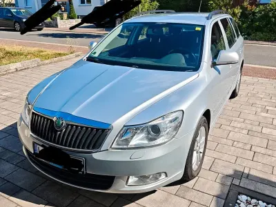 Gebraucht Skoda Octavia Ambiente 140 PS (102 kW) 2010 Silber Kombi