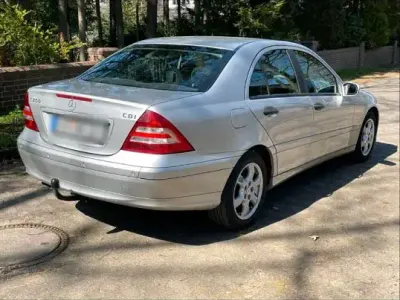 Gebraucht Mercedes C200 122 PS (89 kW) 2004 Limousine