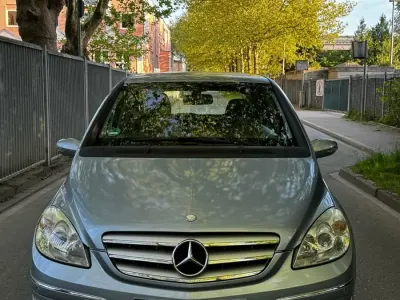 Używany Mercedes B200
