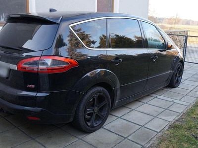 Schwarz Gebraucht 2010 Ford S-MAX Titanium S Van / Kleinbus | 4.690 € (Guter Preis)