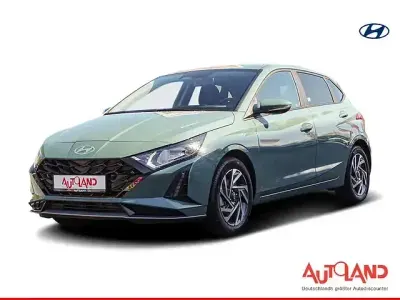 Nuova Hyundai i20 101 CV (74 kW) 2025 Verde Utilitaria