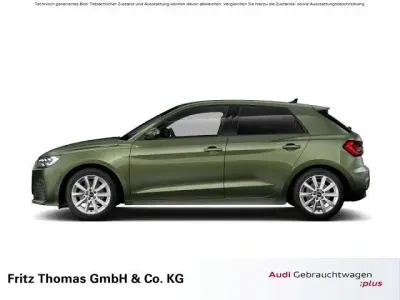 Gebraucht Audi A1 Sportback Comfort 95 PS (69 kW) 2024 Grün Kleinwagen