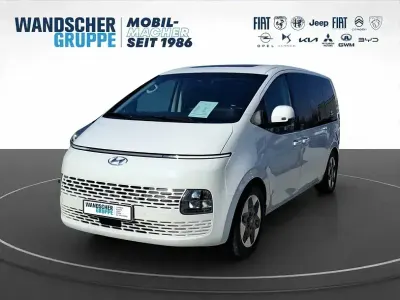 Begagnad Hyundai Staria Prime 177 HK (130 kW) 2023 Vit Minibuss