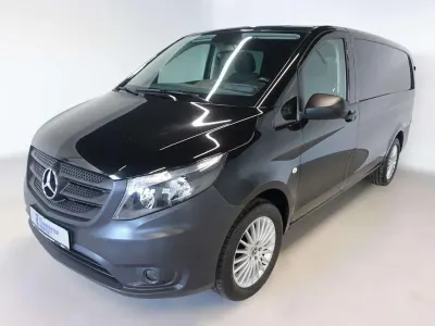 Gebraucht Mercedes Vito 136 PS (100 kW) 2020 Obsidianschwarz metallic Van