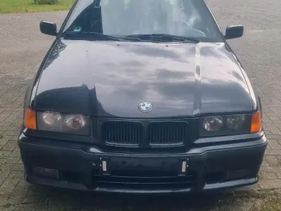 Gebraucht BMW 320 M Sport 150 PS (110 kW) 1996 Schwarz Kombi
