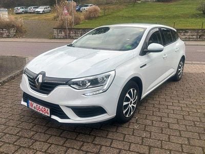 Gebraucht 2017 Renault Mégane IV Limousine | 8.990 € (Guter Preis)