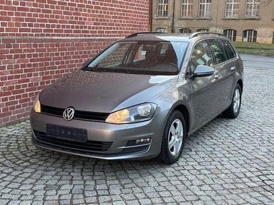 Gebraucht VW Golf VII Comfortline 110 PS (80 kW) 2015 Grau Kombi