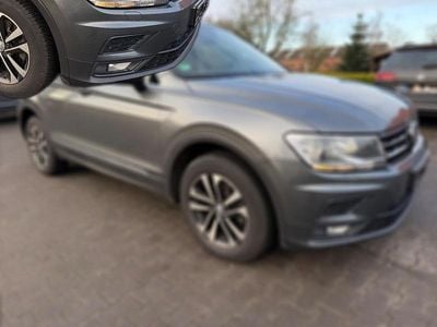 Grau metallic Gebraucht 2020 VW Tiguan IQ Drive SUV | 22.290 € (Guter Preis)