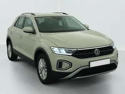 Gebraucht VW T-Roc Life 150 PS (110 kW) 2023 Gris ascot SUV