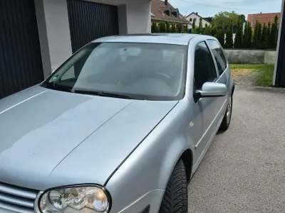 Gebraucht VW Golf IV 2003 Grau Kleinwagen