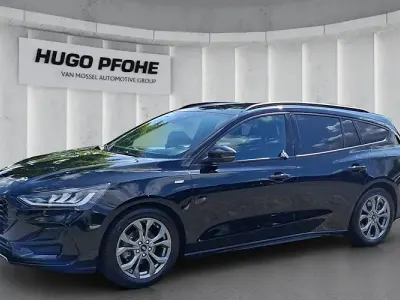 Gebraucht Ford Focus ST-Line X 125 PS (91 kW) 2023 Schwarz Kombi