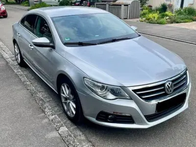 Gebraucht VW Passat 140 PS (102 kW) 2010 Silber Limousine