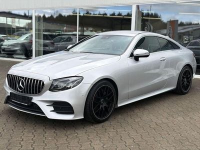 Gebraucht Mercedes E220 AMG 194 PS (142 kW) 2018 Silber Coupé
