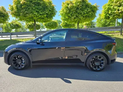 Usata Tesla Model Y 378 kW (514 CV) 2024 Nero SUV
