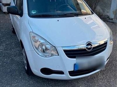 Usata Opel Agila 69 CV (50 kW) 2009 Bianco Utilitaria