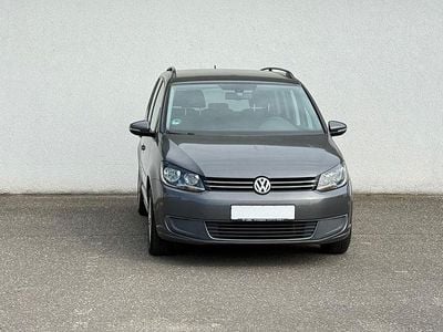 Begagnad VW Touran Comfortline 105 HK (77 kW) 2012 Grå Minibuss