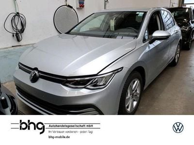 Silber Gebraucht 2023 VW Golf VIII Limousine | 22.930 € (Guter Preis)
