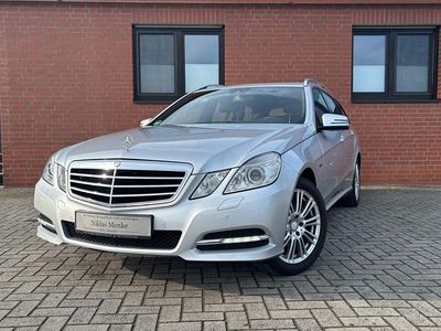 Silber Gebraucht 2010 Mercedes E200 Kombi | 10.990 € (Etwas zu teuer)