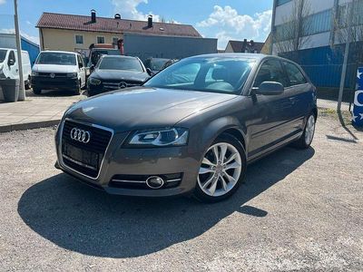 Używany Audi A3 Ambition 140 KM (102 kW) 2011 Szary Hatchback