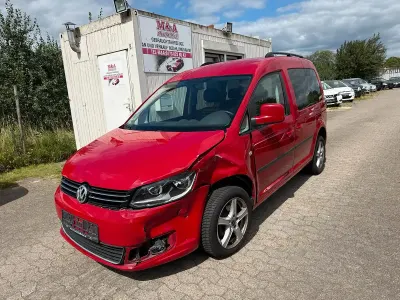 Gebraucht VW Caddy Life 105 PS (77 kW) 2013 Rot Van / Kleinbus