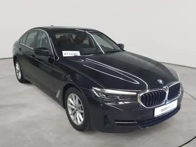 Gebraucht BMW 530 Sport Line 286 PS (210 kW) 2023 Saphirschwarz metallic Limousine