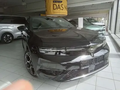 Nowe Opel Astra Ultimate 131 KM (96 kW) 2026 Czarny Kombi