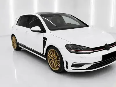 Gebraucht VW Golf VII Comfortline 116 PS (85 kW) 2018 Weiß Limousine