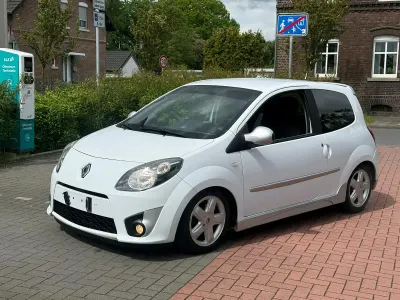 Gebraucht Renault Twingo 105 PS (77 kW) 2008 Weiß Kleinwagen