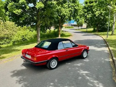 Gebraucht BMW 325 Cabriolet Sport Line 170 PS (125 kW) 1989 Rot Cabrio