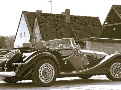 Gebraucht Morgan Plus 8 189 PS (139 kW) 1989 Blau Cabrio
