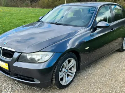 Gebraucht BMW 320 143 PS (105 kW) 2008 Schwarz Limousine