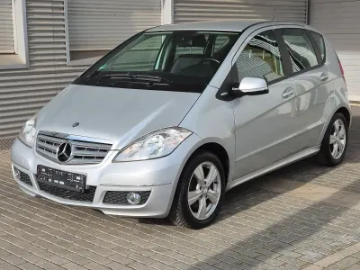 Brugt Mercedes A200 Avantgarde 140 HK (102 kW) 2010 Sølv Stationcar