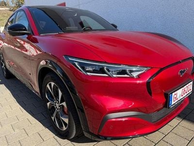 Gebraucht Ford Mustang Mach-E Extended Range 272 kW (370 PS) 2022 Rot SUV
