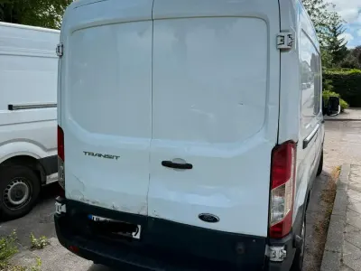 Gebraucht Ford Transit 131 PS (96 kW) 2017 Weiß Van / Kleinbus
